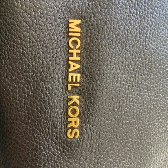 Michael Kors Leather handbag - Picture 14 of 16